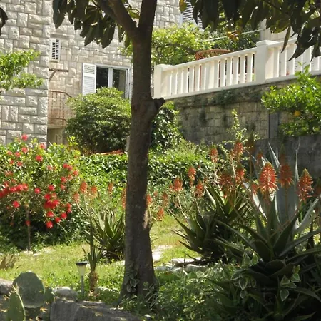 Plaza - One Bedroom With Sea View Daire Korčula